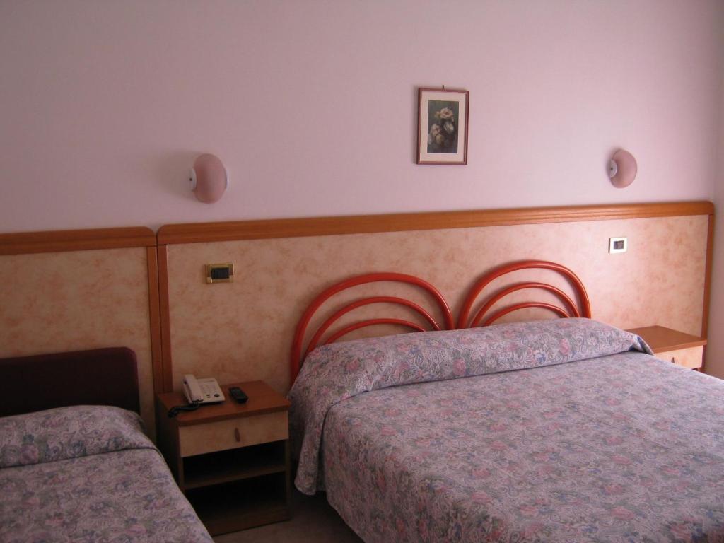 Hotel Parigi Rimini Zimmer foto